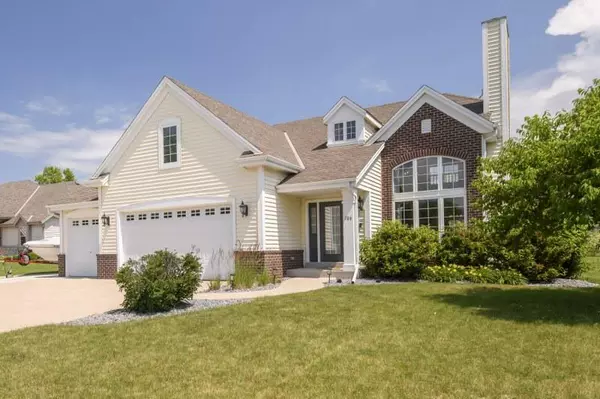 706 Stoecker Farm AVENUE, Mukwonago, WI 53149