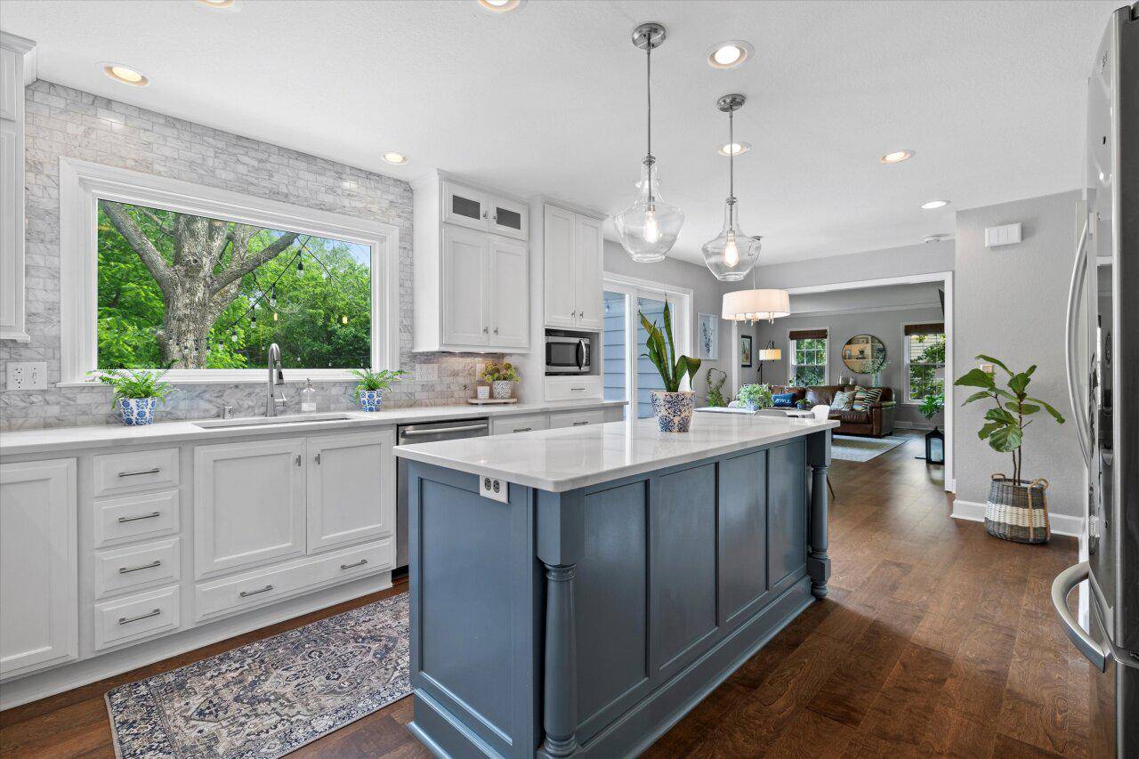 Mequon, WI 53092,9848 N Lamplighter LANE
