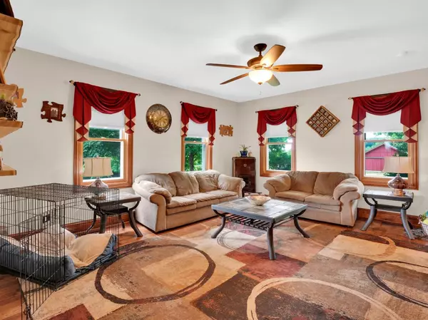 Mukwonago, WI 53149,S89W26390 Edgewood AVENUE