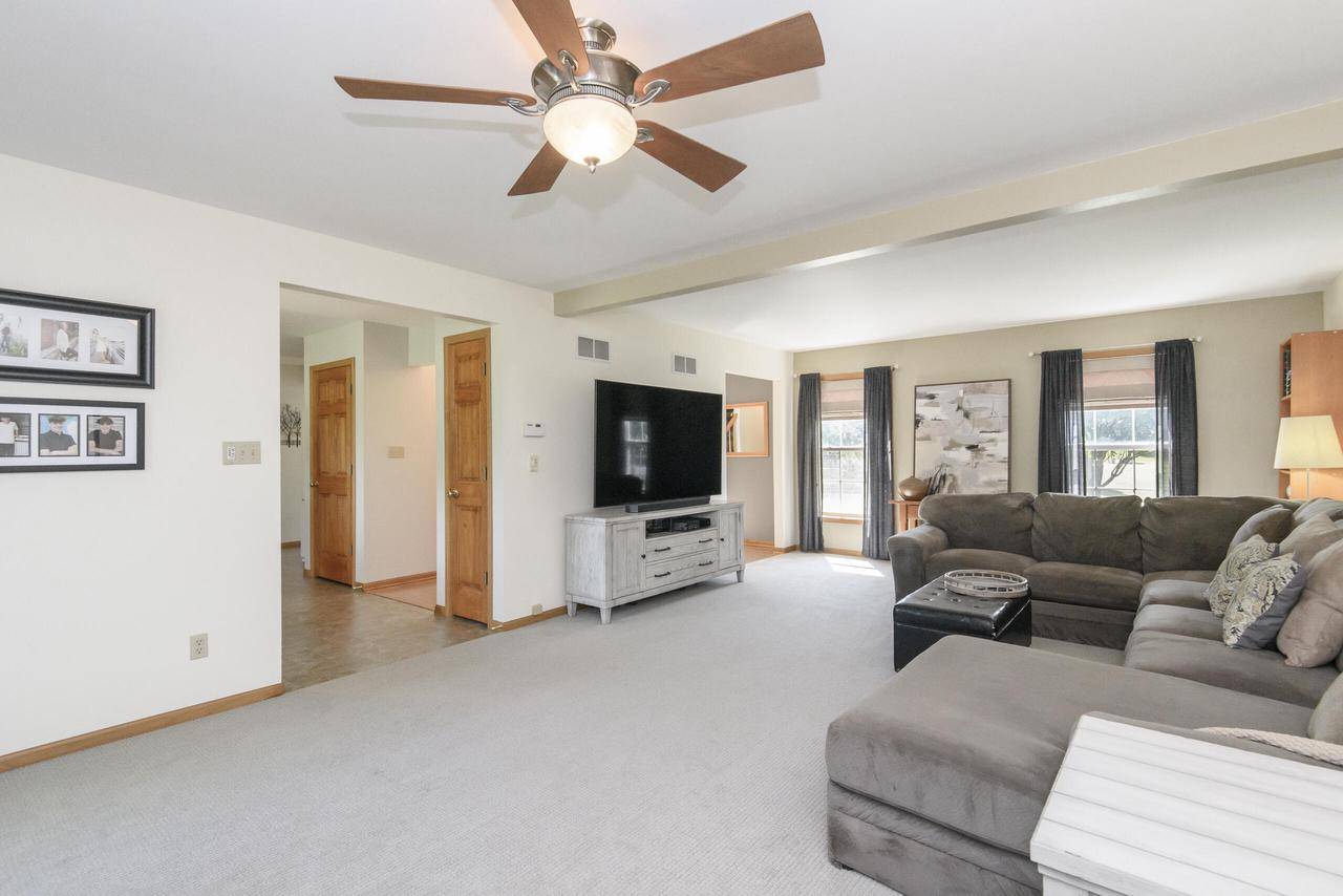 Germantown, WI 53022,N99W17409 Meadow Creek WAY