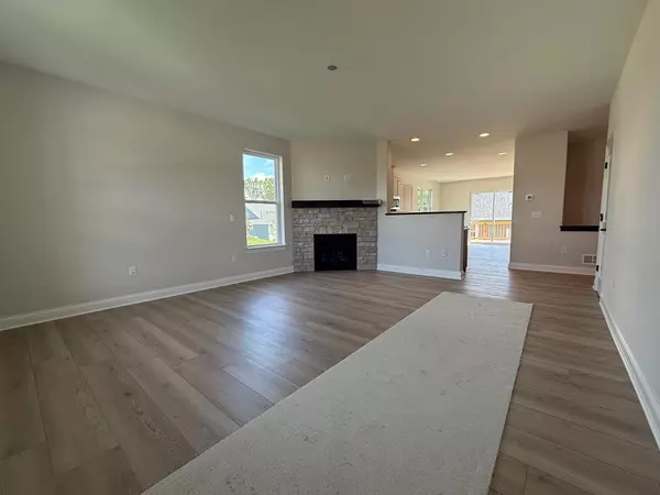 Pewaukee, WI 53072,1136 Oxbow COURT