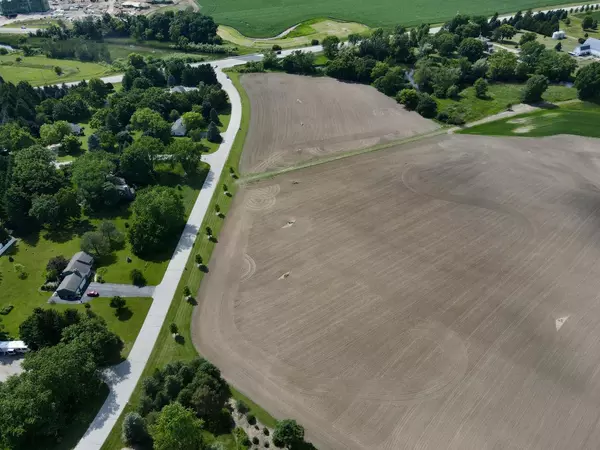 Oconomowoc, WI 53066,Lt6 E WHITAKER LANE