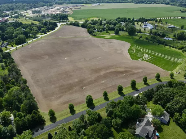 Lt7 S WAYFARE TRAIL, Oconomowoc, WI 53066