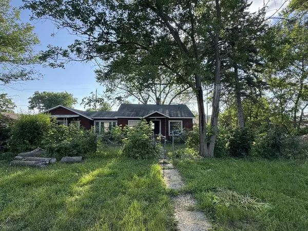 6522 245th AVENUE, Salem, WI 53168