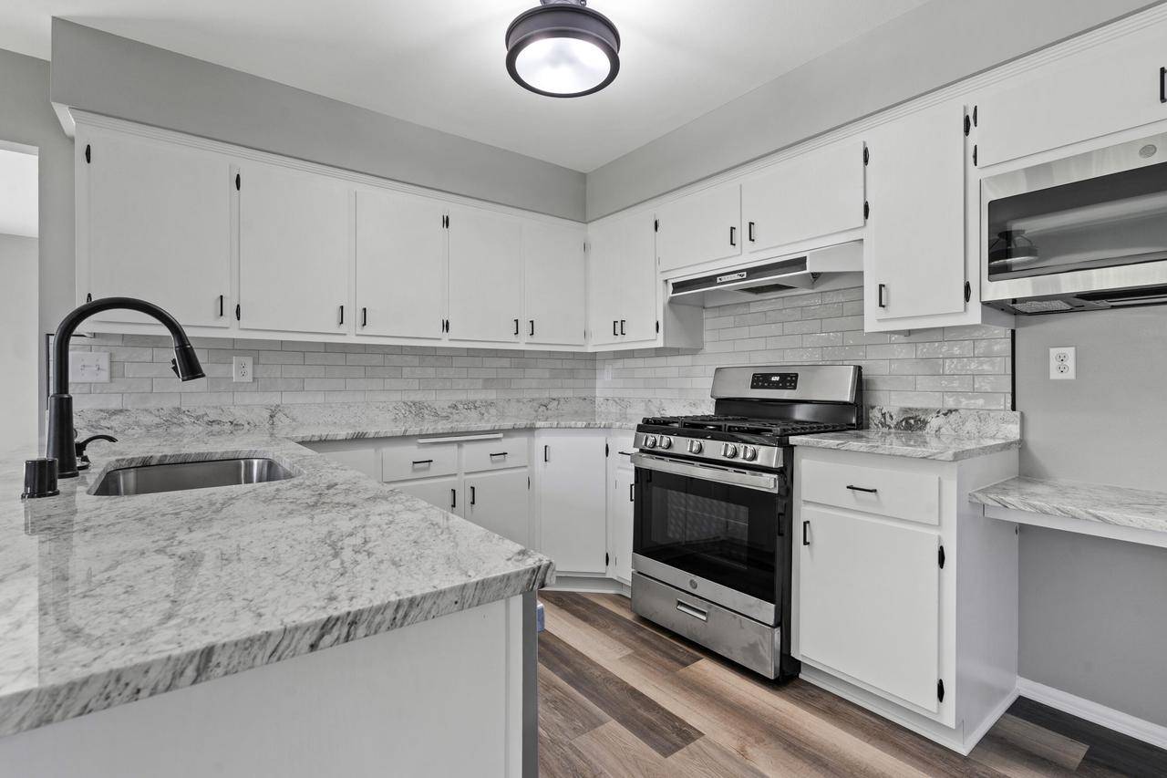 1805 Park AVENUE, West Bend, WI 53090
