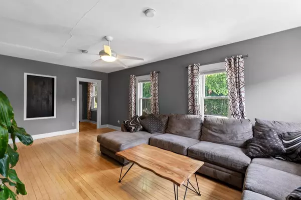 West Allis, WI 53214,10037 W Bungalow PARKWAY