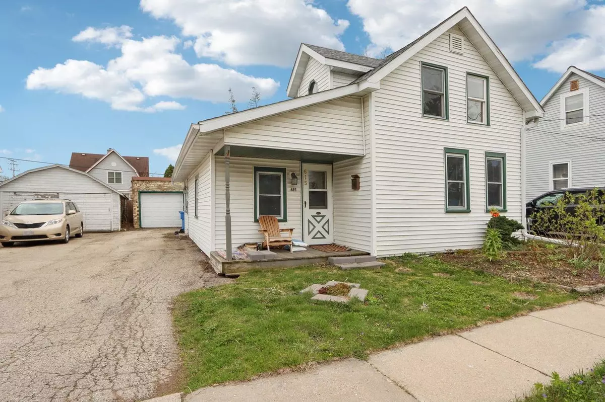 Watertown, WI 53094,615 Cole STREET