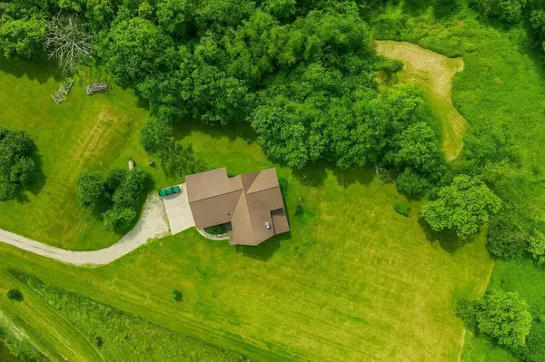 Burlington, WI 53105,8617 Fox River ROAD