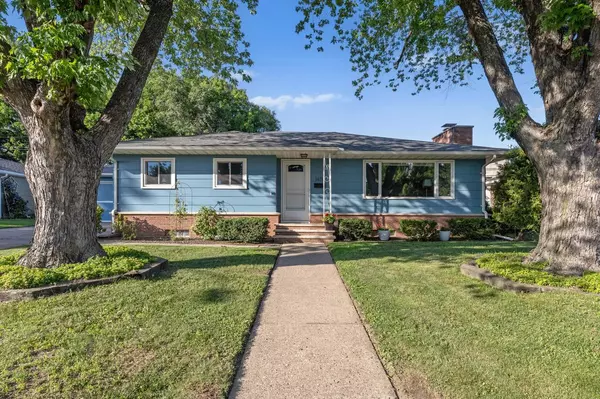 1670 6th STREET W, Winona, MN 55987