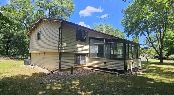Montello, WI 53949,W4401 County Road E