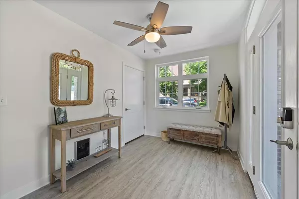 Port Washington, WI 53074,303 E Pier STREET