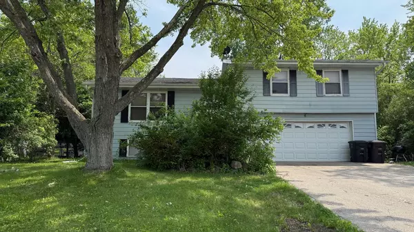 701 Aber DRIVE, Waterford, WI 53185