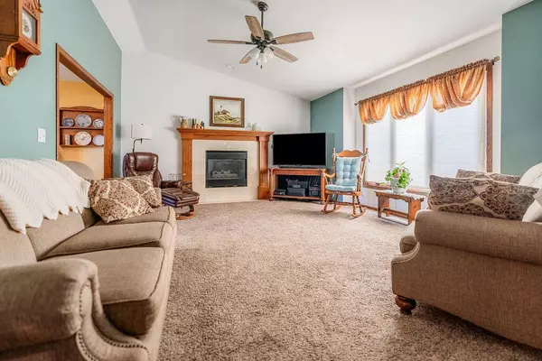 Holmen, WI 54636,2711 Cedar AVENUE S