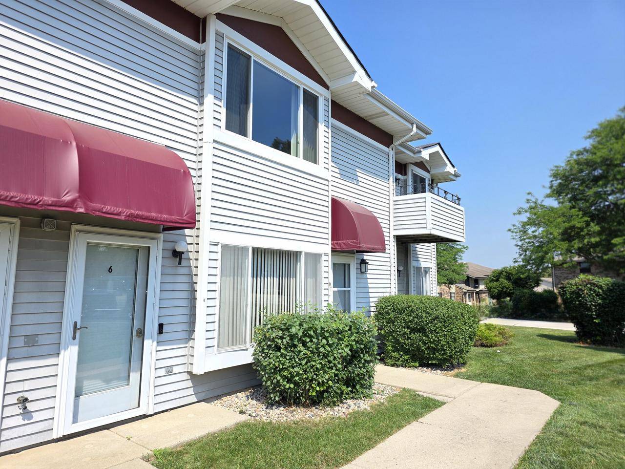 6641 Mariner DRIVE #6, Mount Pleasant, WI 53406