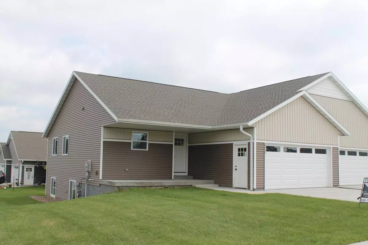 Bangor, WI 54614,2210 Henry Johns BOULEVARD #2212