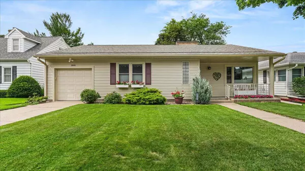 2605 Main STREET, La Crosse, WI 54601