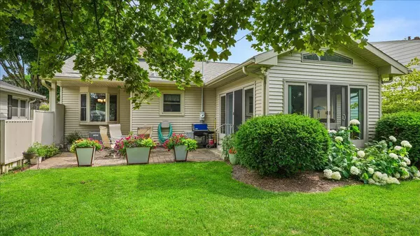 La Crosse, WI 54601,2605 Main STREET