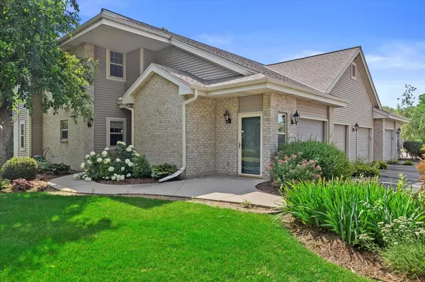 18430 Emerald DRIVE #C, Brookfield, WI 53045