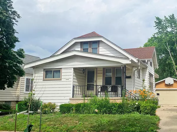 1216 S 88th STREET, West Allis, WI 53214