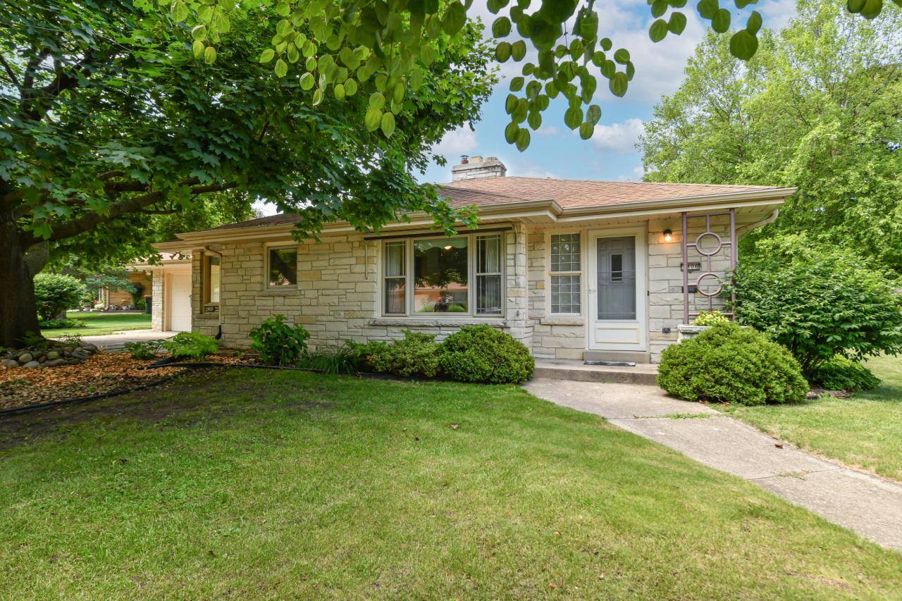 7806 W Dakota STREET, West Allis, WI 53219