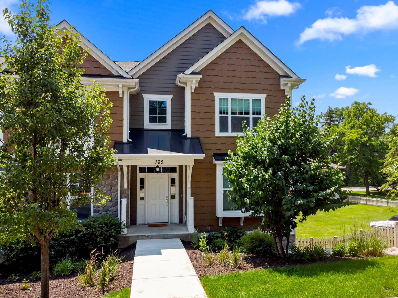 Fontana, WI 53125,165 Second AVENUE
