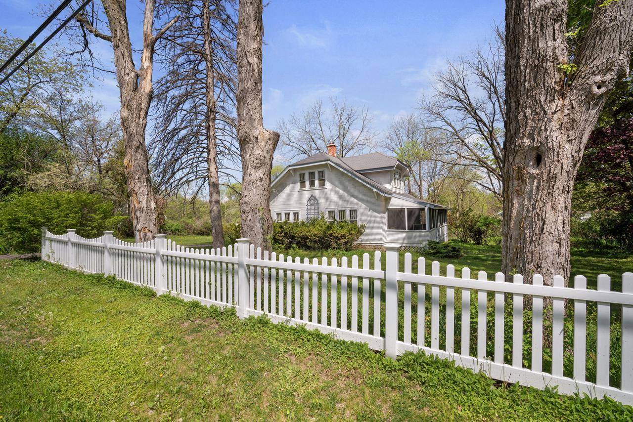 12600 W Prospect DRIVE, New Berlin, WI 53151