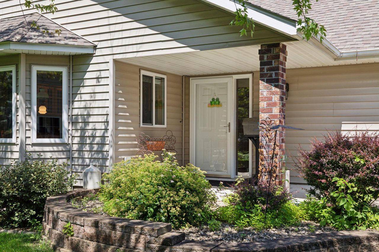 Prescott, WI 54021,143 Hill Ridge COURT