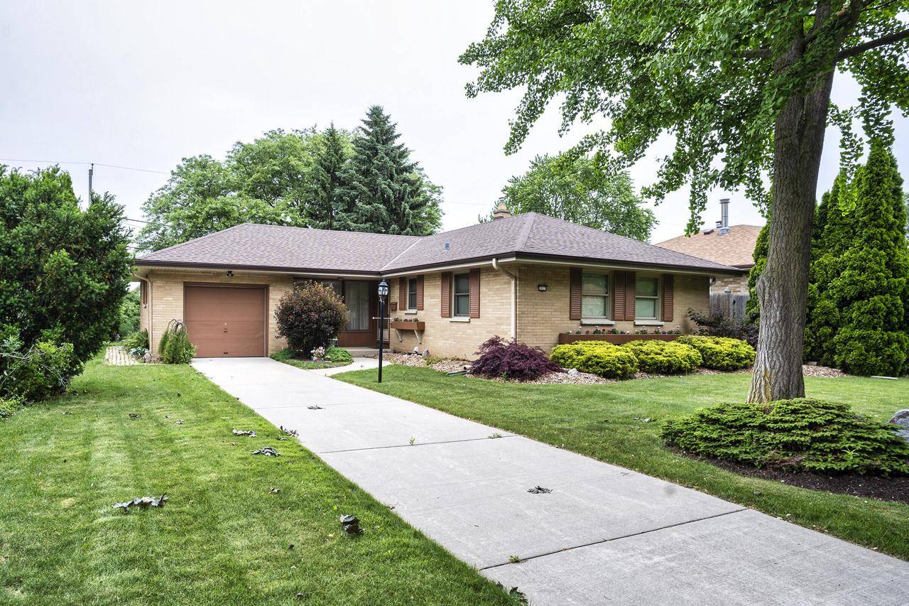 3820 E Whittaker AVENUE, Cudahy, WI 53110