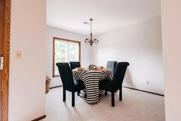 Elm Grove, WI 53122,12990 W Bluemound ROAD #207
