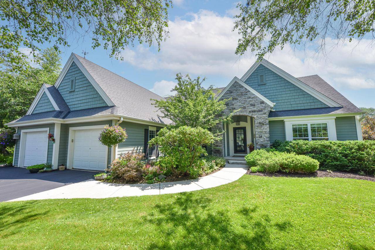 5177 Lower Lakeview Ridge ROAD, Belgium, WI 53004