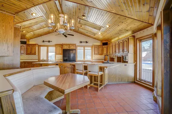 Waunakee, WI 53597,5547 Maria Way