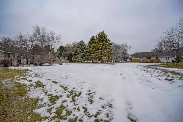 Cottage Grove, WI 53527,733 Cresthaven Dr