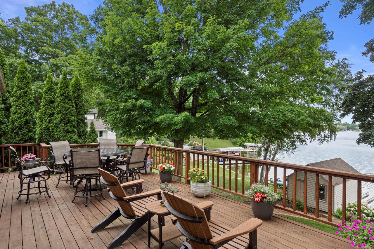W354N5000 Road T, Oconomowoc, WI 53066