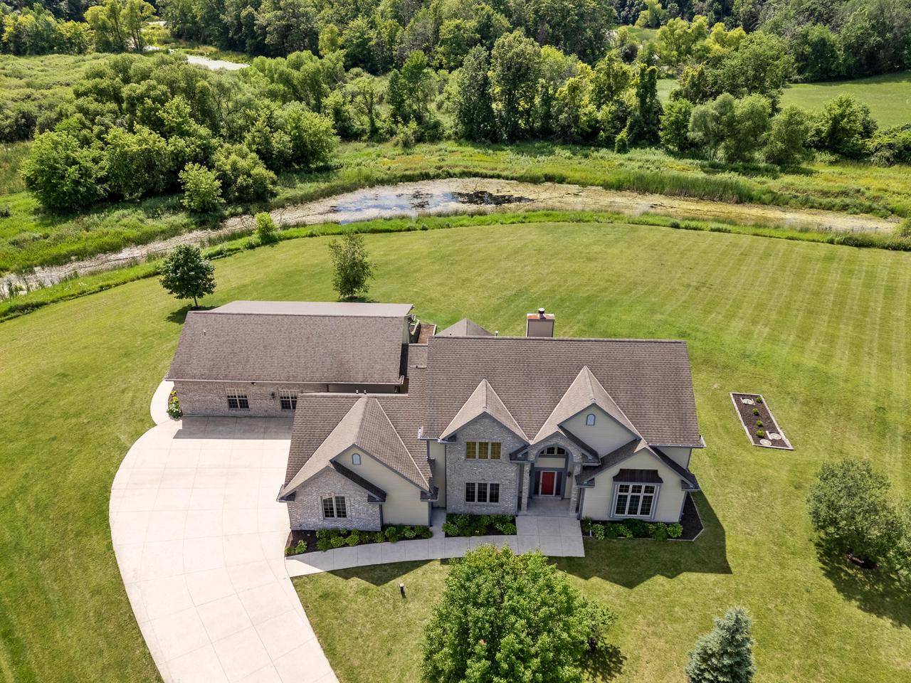 3976 Woodridge COURT, Colgate, WI 53017