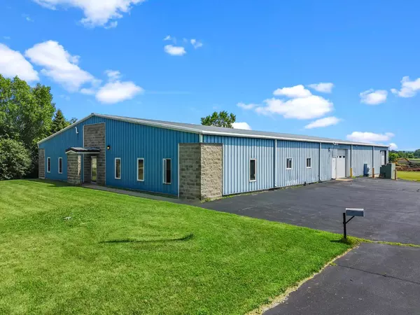 1227 N Universal BOULEVARD, Whitewater, WI 53190