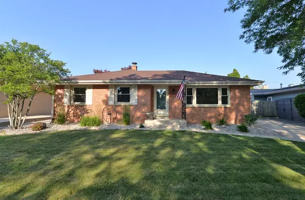 65 Virginia STREET, Racine, WI 53405