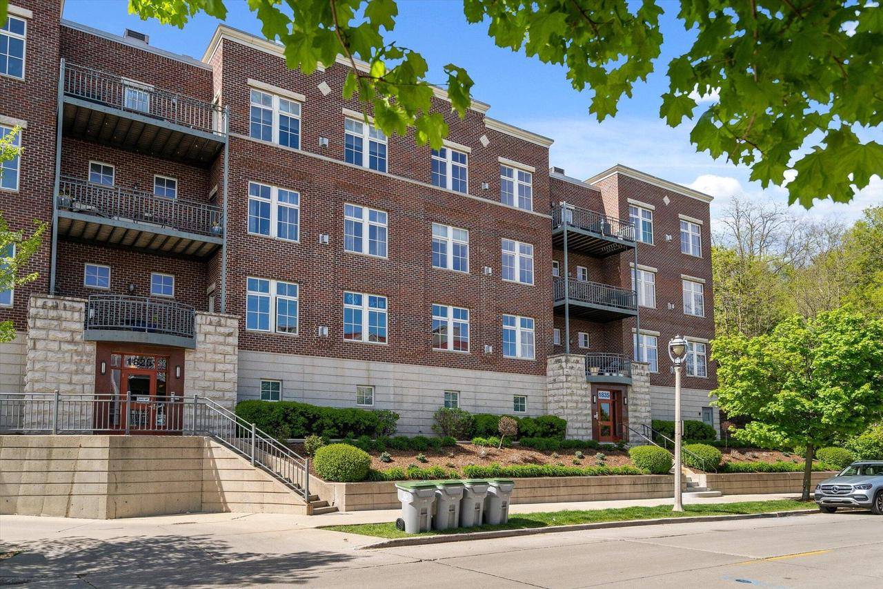 1835 N Commerce STREET #102, Milwaukee, WI 53212