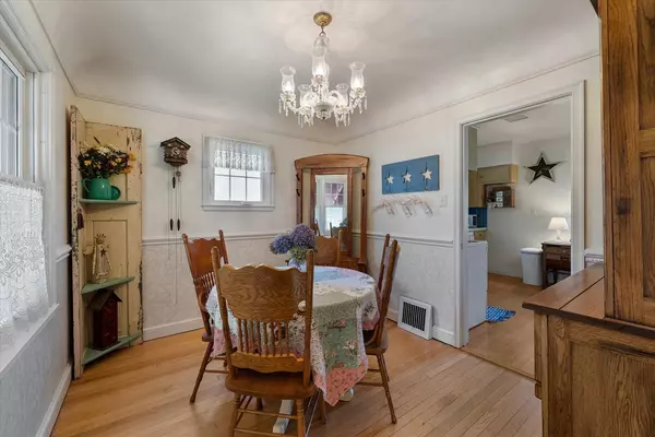 Sheboygan, WI 53081,2129 Wedemeyer STREET