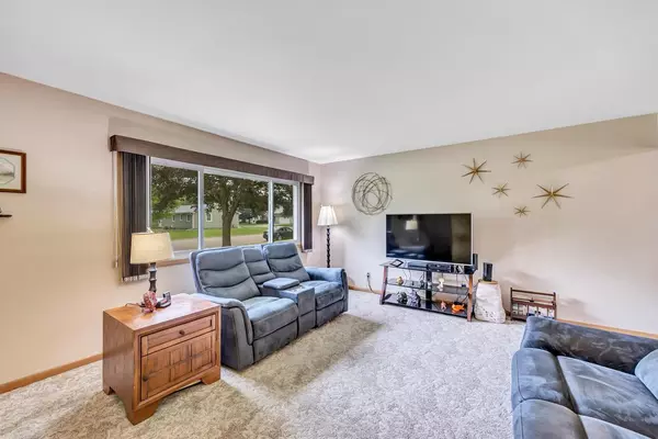 Shawano, WI 54166,937 S Maiden LANE