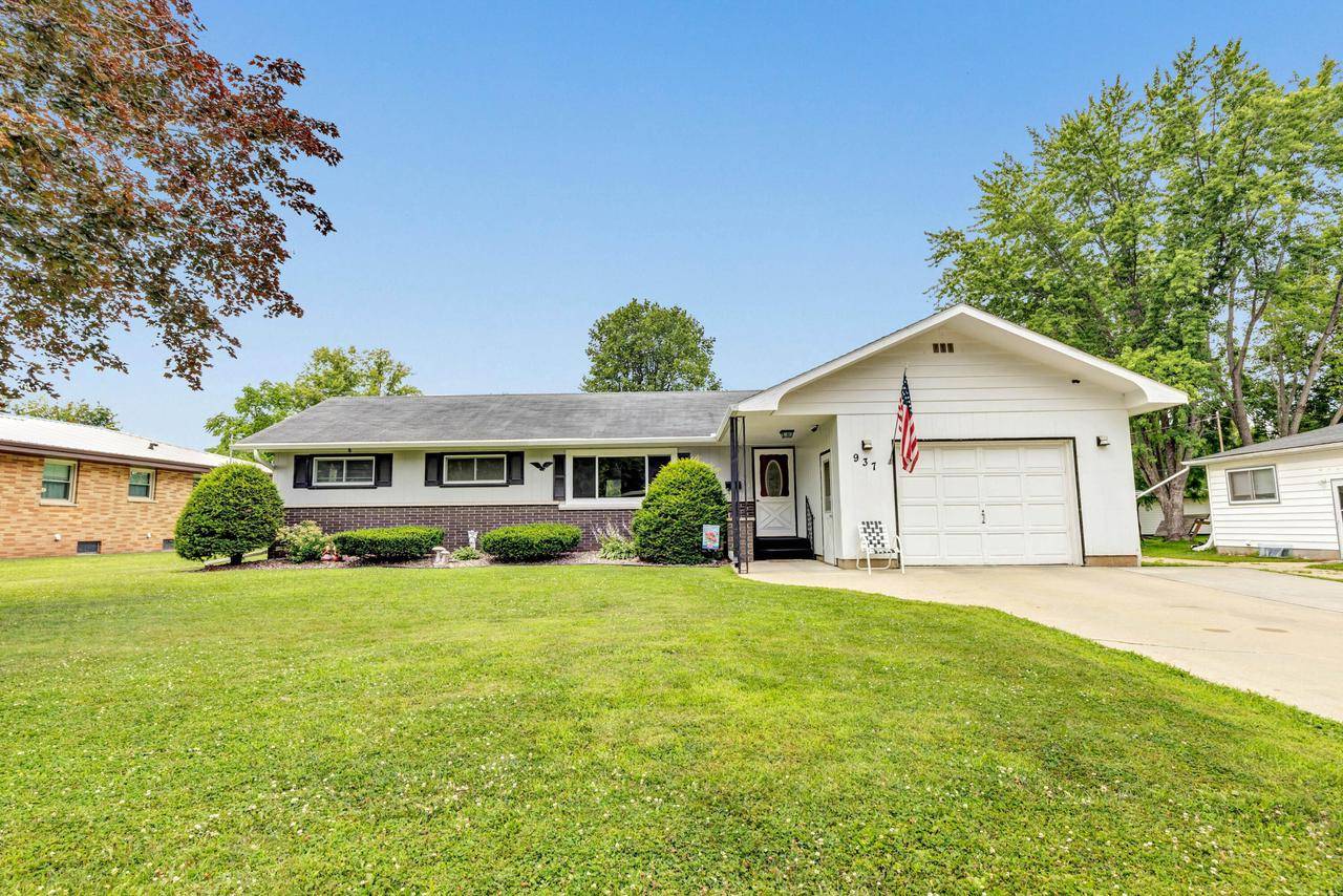 937 S Maiden LANE, Shawano, WI 54166