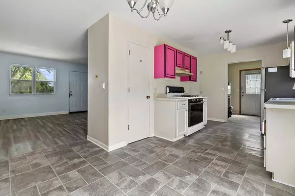 Twin Lakes, WI 53181,937 Legion DRIVE