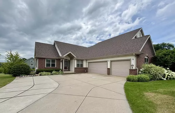 Hartford, WI 53027,511 Acorn PASS