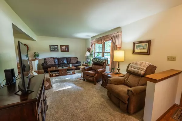 Colgate, WI 53017,W215N10150 Hickory DRIVE