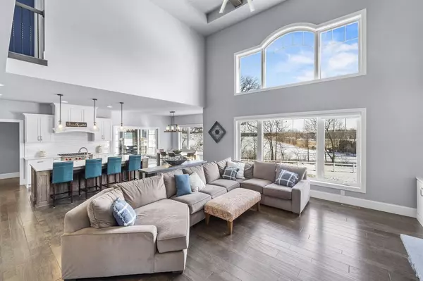 Waunakee, WI 53597,5654 Cottontail Dr