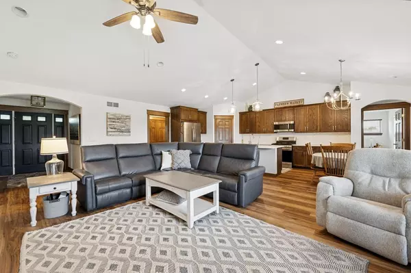 Lake Geneva, WI 53147,N1451 Maple Ridge ROAD