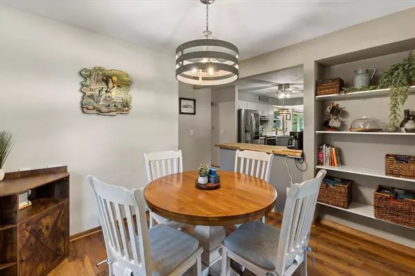 Waukesha, WI 53188,204 Rawlins DRIVE