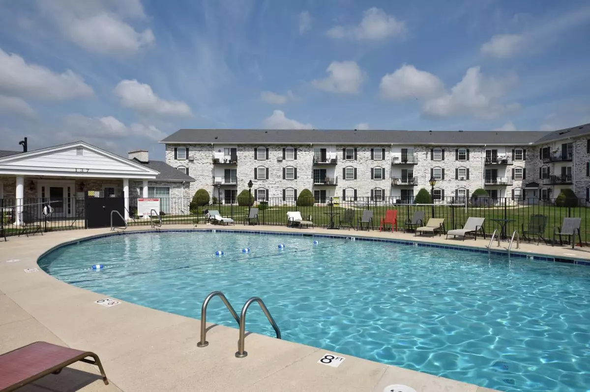 West Bend, WI 53095,151 N University DRIVE #114