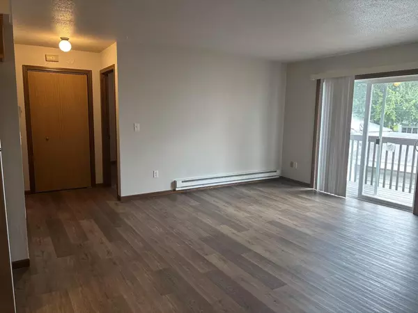 La Crosse, WI 54601,1035 Green Bay STREET