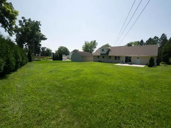 Grafton, WI 53024,948 N Green Bay ROAD