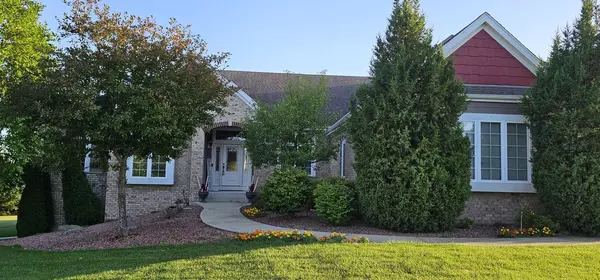 N74W24579 Merske COURT, Sussex, WI 53089
